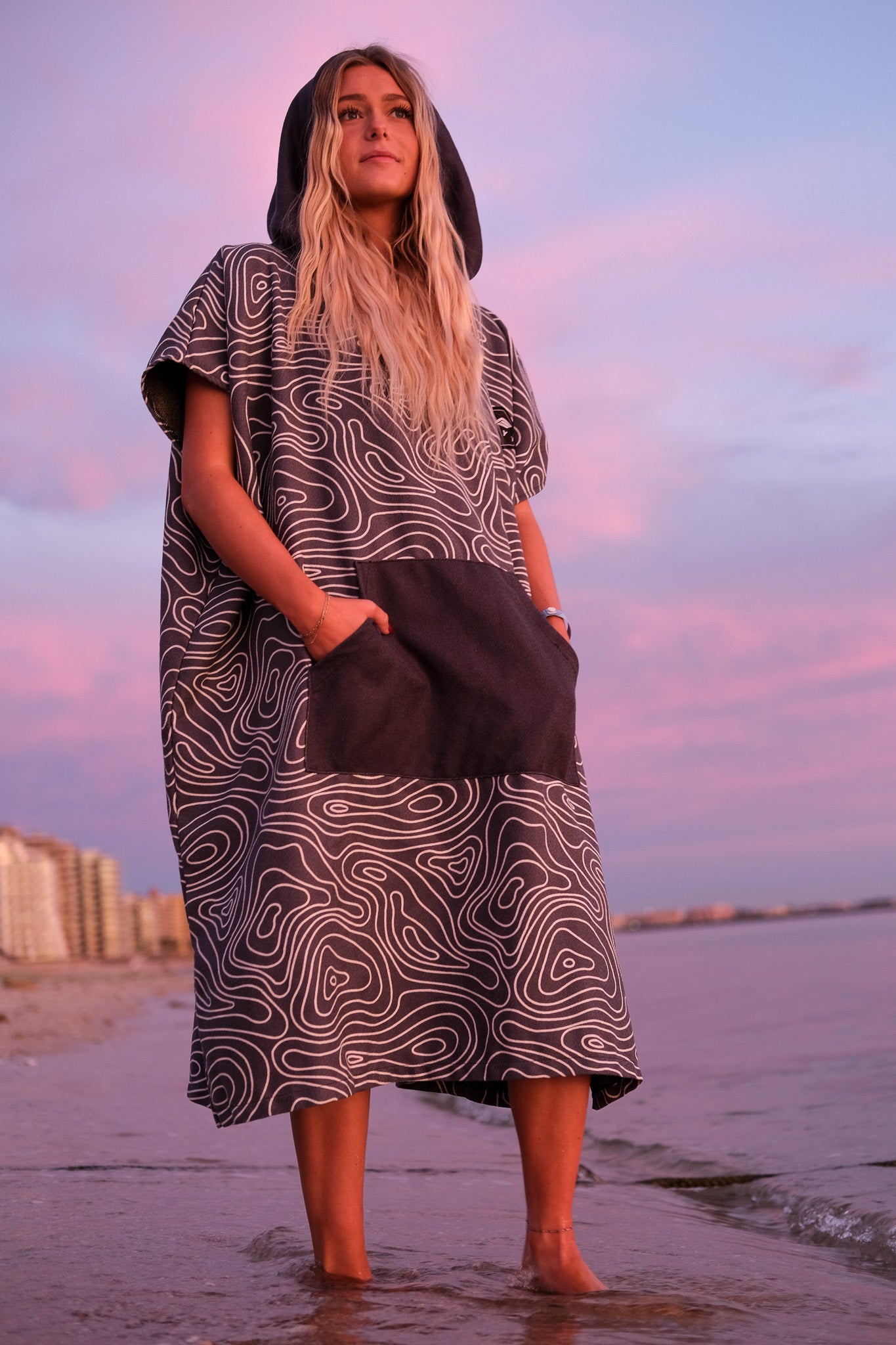 TOPOGRAPHY PONCHO TOWEL